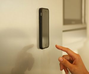 4 Aksesoris Smartphone Yang Harus Kamu Miliki