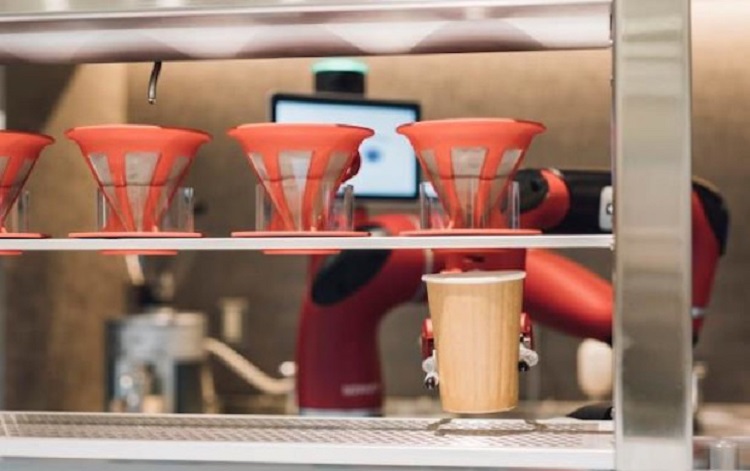 Di Tokyo Ada Robot Barista Bertugas Menyajikan Kopi