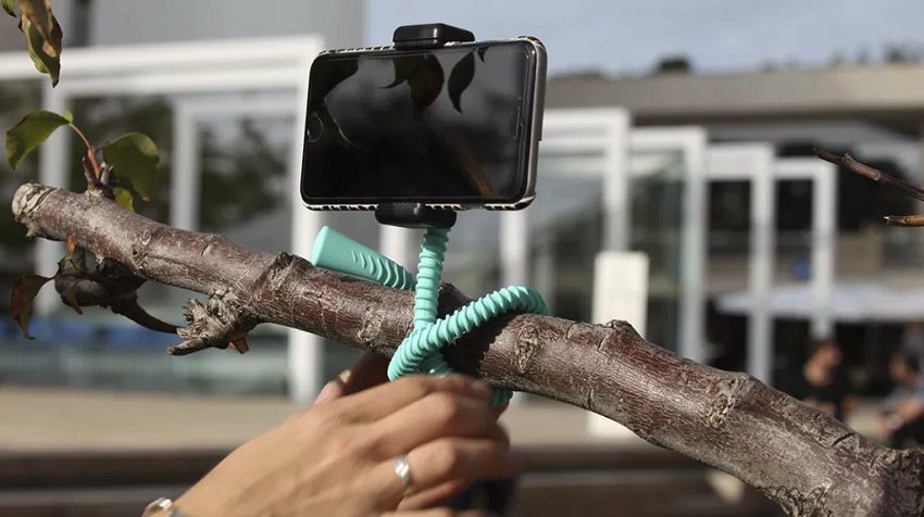 GekkoStick, Tongsis Lentur Membuat Foto Selfie Lebih Sempurna