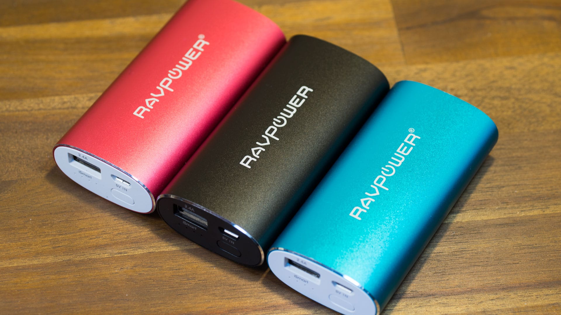 5 Powerbank Desain Slim dan Mudah Dibawa Cocok Untuk Travelling