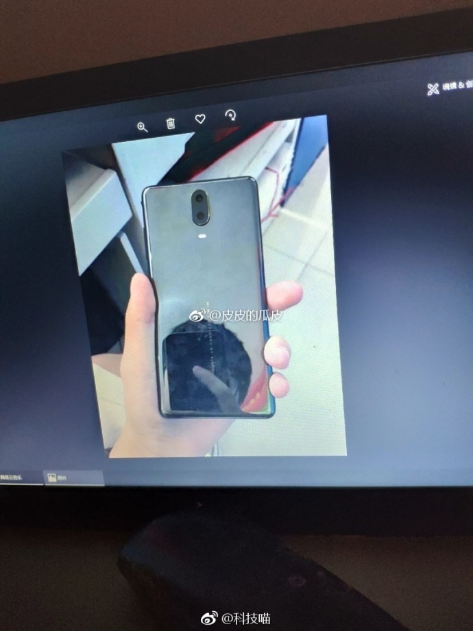 Muncul Dugaan Foto Xiaomi Mi Mix 3 dengan Desain Baru