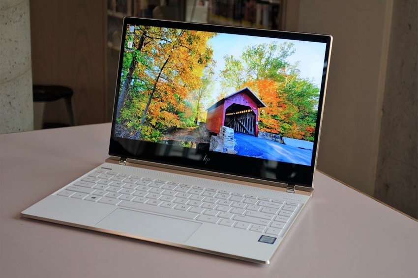 Spesifikasi Laptop HP Spectre 13 Ultrabook yang Memiliki Desain Super Tipis